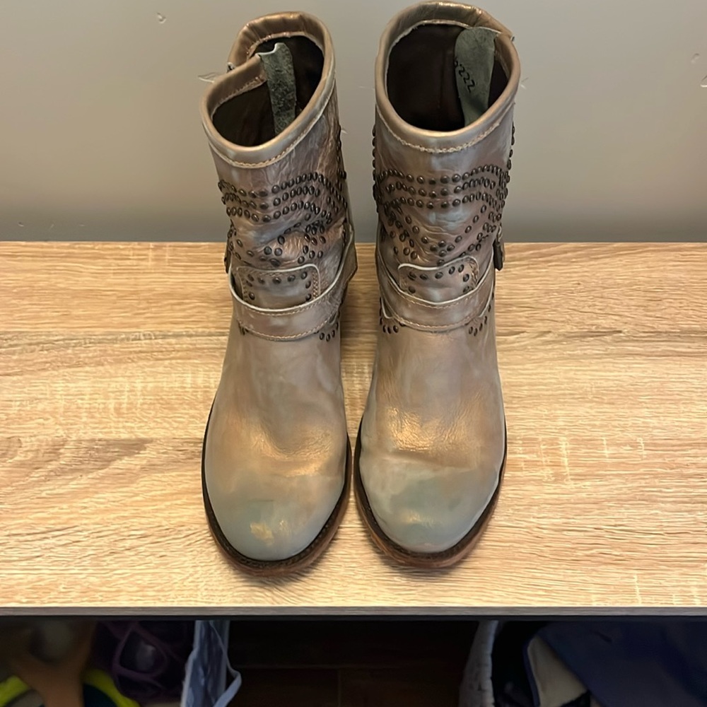 Fun cowboy boot